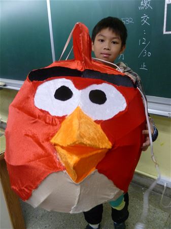 放大圖：12/15恭喜花燈交件完成!