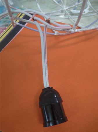 放大圖：加接另一組燈的電線接法(2)