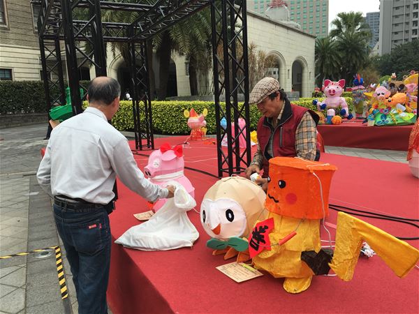 放大圖：