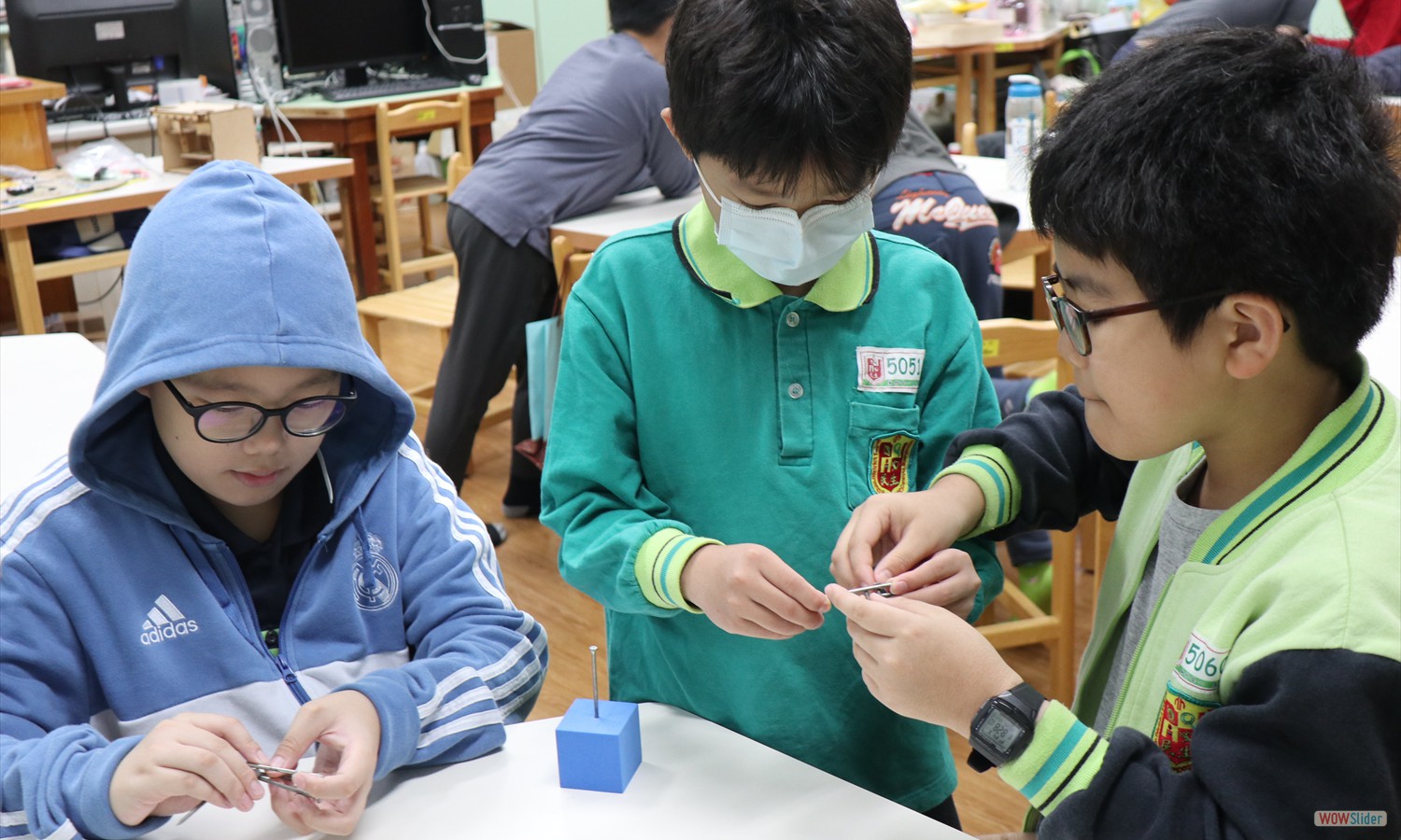 iron nail balance (17)